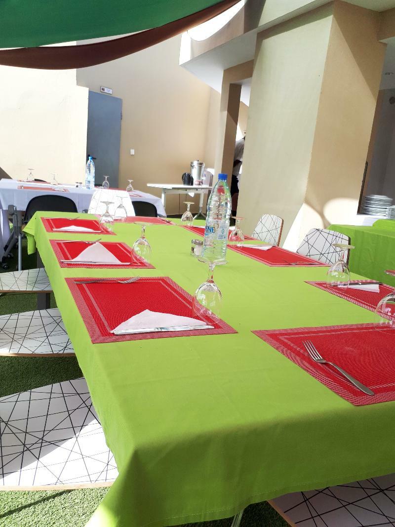 Wakola Hotel Fass Dakar Bagian luar foto